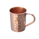 Gehämmerte Kupfertasse mit Henkel.