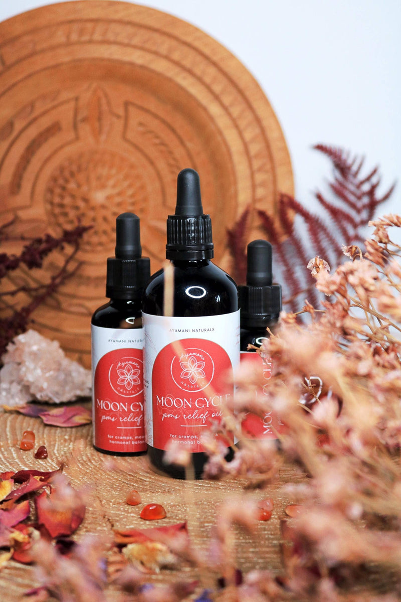Ayamani Naturals - Moon Cycle PMS Relieföl mit Copaiba, Weihrauch und mehr