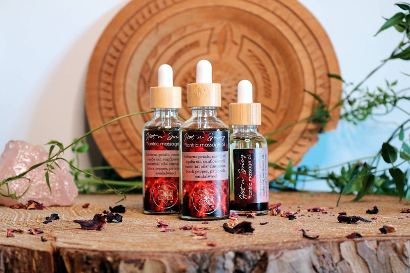 Hot and spicy tantric massage oil with essential oils