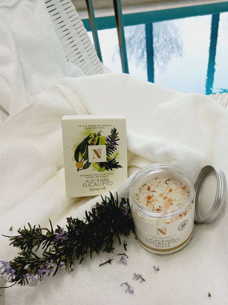 d'Natureza - Saboaria da Serra, Lda - Additifs de bain aux herbes de romarin et d'eucalyptus 200 g, 1 kg et 2,5 kg