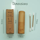 Abmessungen der Bamboozy wiederverwendbaren Wattestäbchen-Verpackung (9,2 cm Höhe, 3 cm Breite), des Bambusetuis (9 cm Höhe, 2,8 cm Breite) und der Wattestäbchen selbst (7,5 cm Länge).