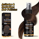  Eine Schachtel und eine Flasche Eco Finest Organic Black Rice Water Spray, die Haarwachstum, Volumen und Glanz (10x) versprechen, mit dem Text „Aktiviert & revitalisiert Haarfollikel“, vor einem Hintergrund aus weichem, fließendem braunem Haar.