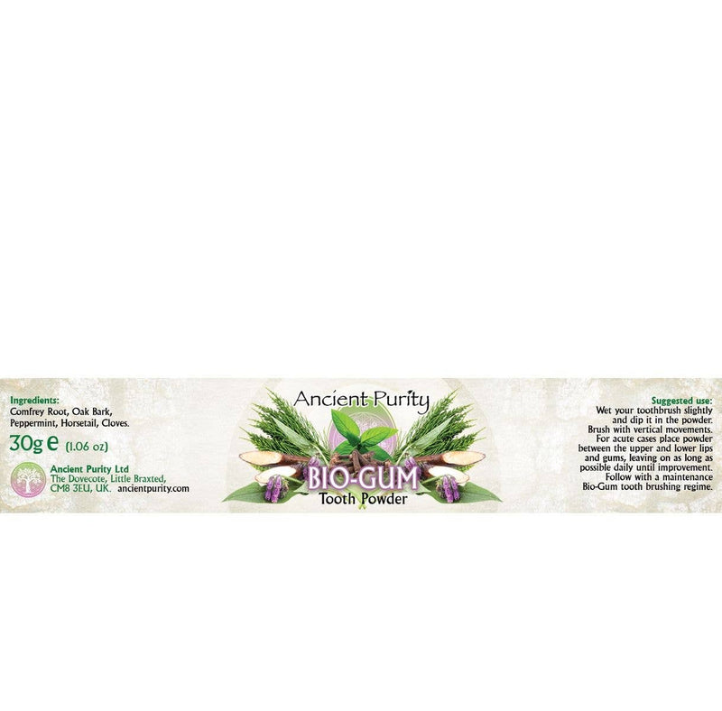 Ein Produktetikett für „Ancient Purity Bio-Gum Tooth Powder“, das Inhaltsstoffe und Anwendungshinweise auflistet.
