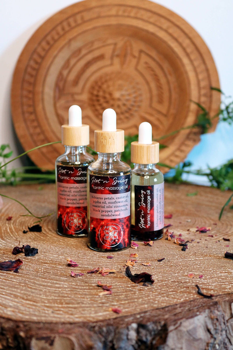 Hot and spicy tantric massage oil with essential oils