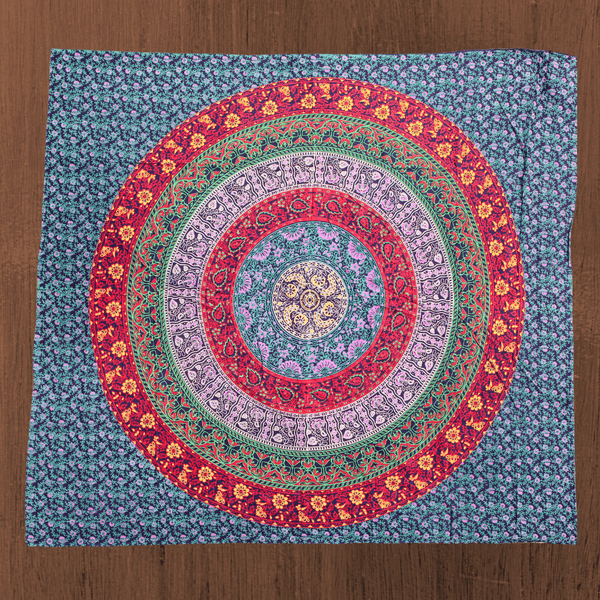 Tenture murale en tissu rituel « Mandala en cercles » en coton 230 cm x 200 cm