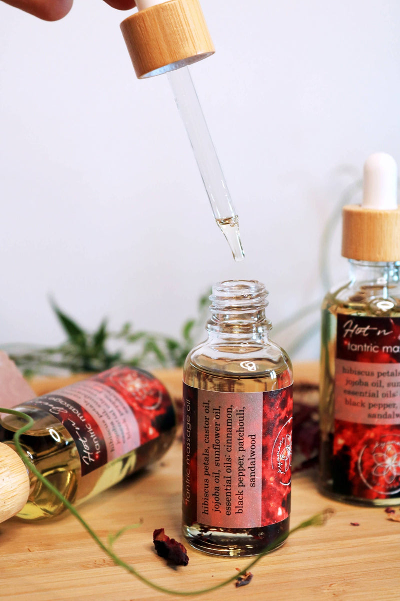 Hot and spicy tantric massage oil with essential oils