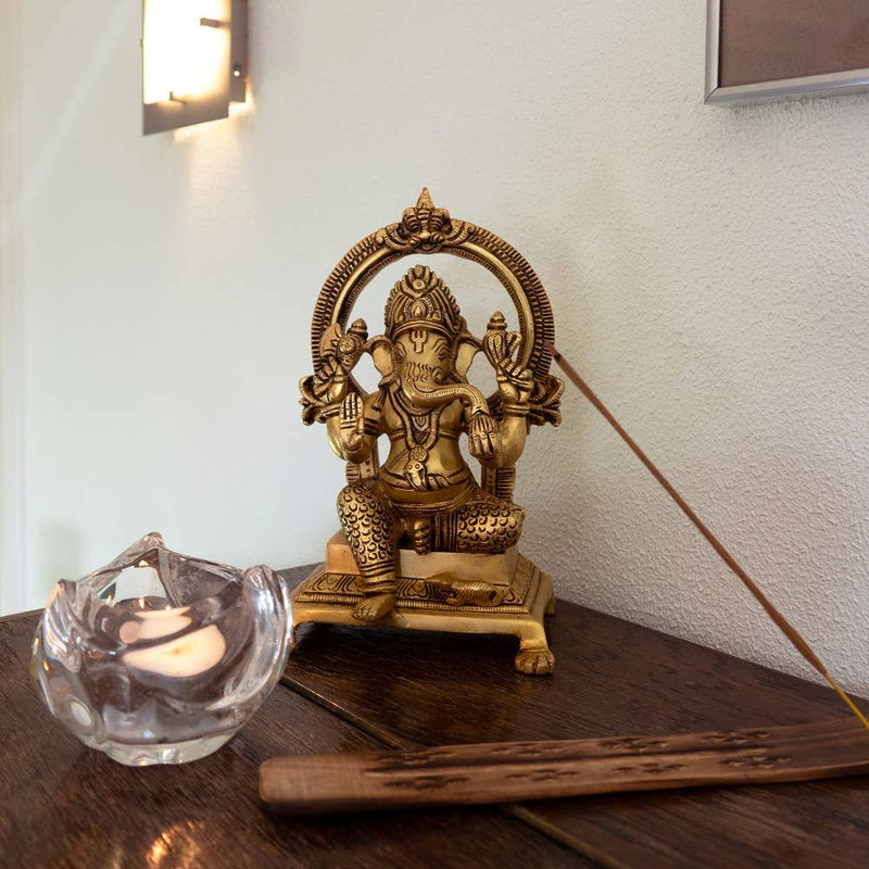 Statue de Ganesh en laiton massif – 22 cm de haut, puissante et symbolique