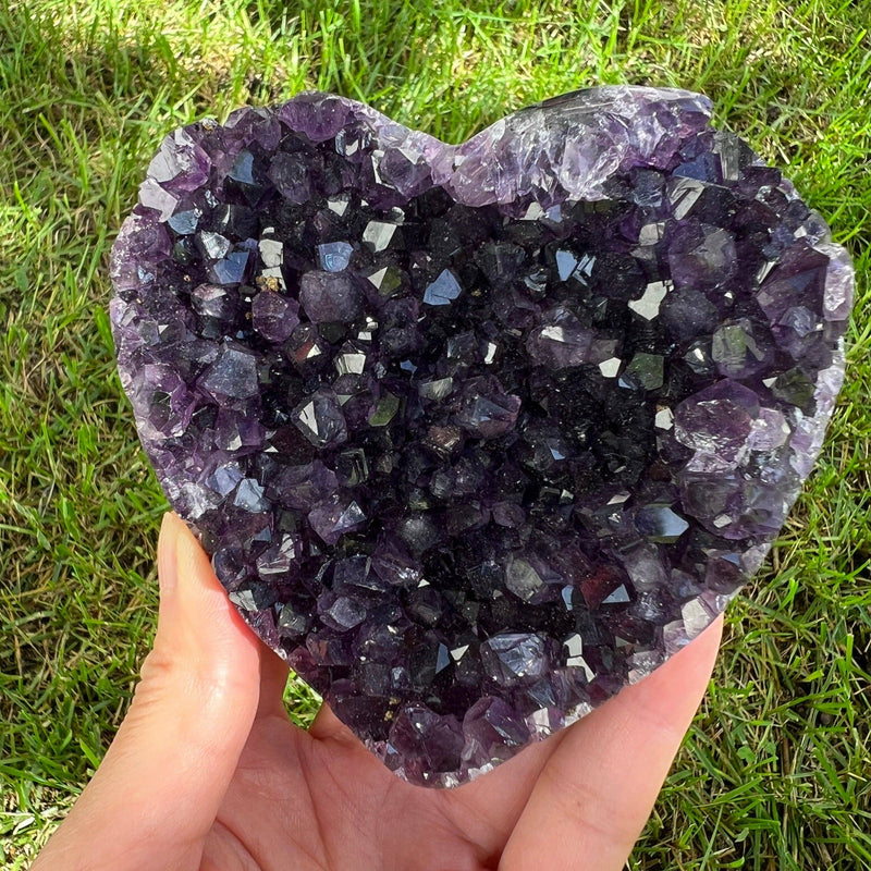 Großes Amethyst-Herz aus Uruguay