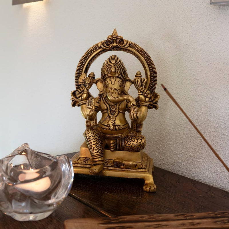 Statue de Ganesh en laiton massif – 22 cm de haut, puissante et symbolique
