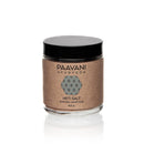 Glasgefäß mit PAAVANI AYURVEDA Neti Salz für eine aromatische Nasenspülung.