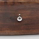 Silberanhänger mit Kristallquarz Fazettiert – Handgefertigt & voller Klarheit